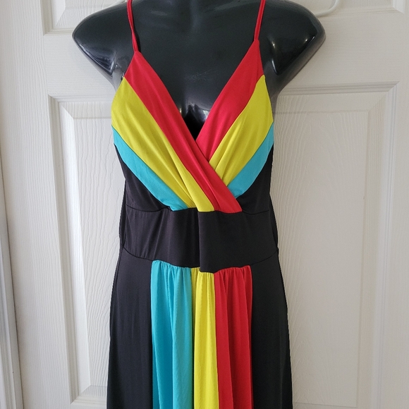 Rainbow pleaded maxi dress Size XL - Picture 3 of 3